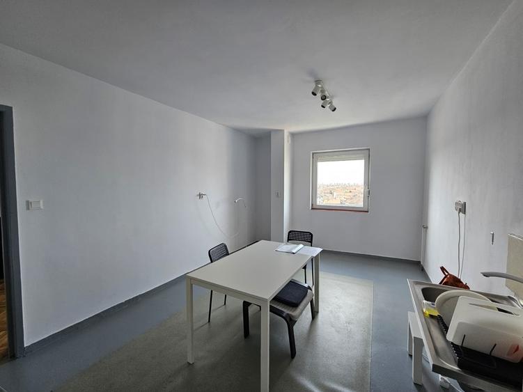 Apartament 3 camere,  et. 10, Complexul Studențesc, Timișoara, comision 0% - 2