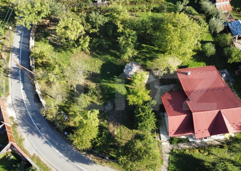 Casa superba Valenii de Munte , Teren Generos 2031 mp ! - 8