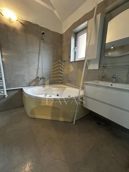 Casa insiruita 5 camere de inchiriat | Buna ziua | Garaj dublu - 18