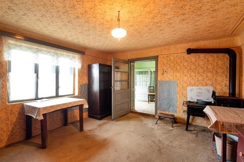 RECO Casa batraneasca cu teren generos in Girisu de Cris - 3