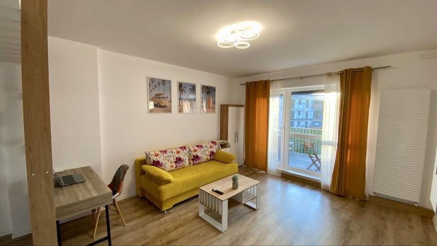 Proprietar inchiriez Garsoniera 38 + 14mp. - 8