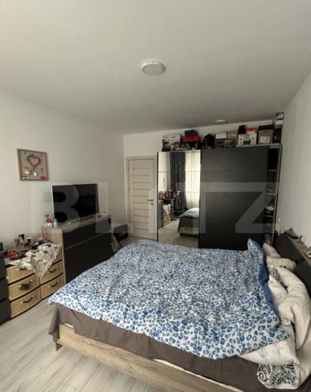 Apartament cu 3 camere, 68 mp, etaj intermediar, zona Tracto - 7