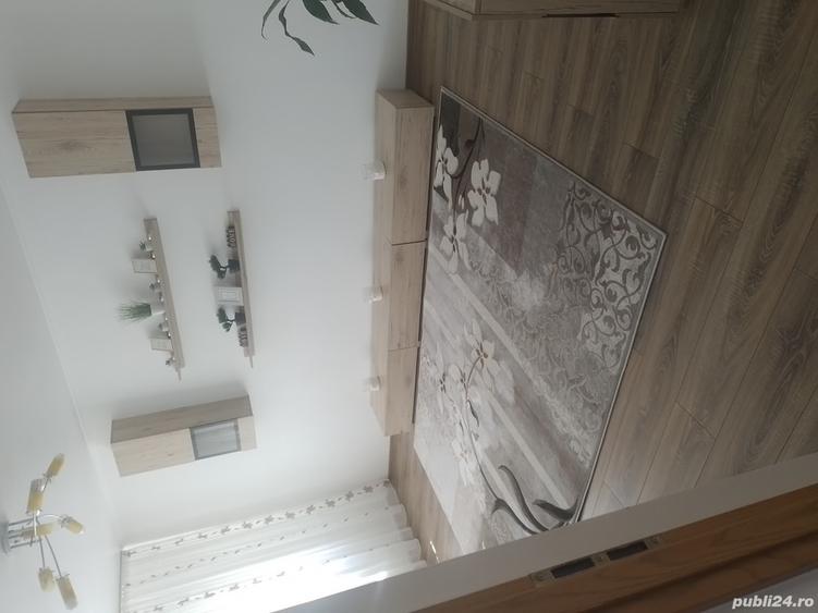 VAND SCHIMB apartament 3 camere decomandat,renovat,mobilat,utilat - 1