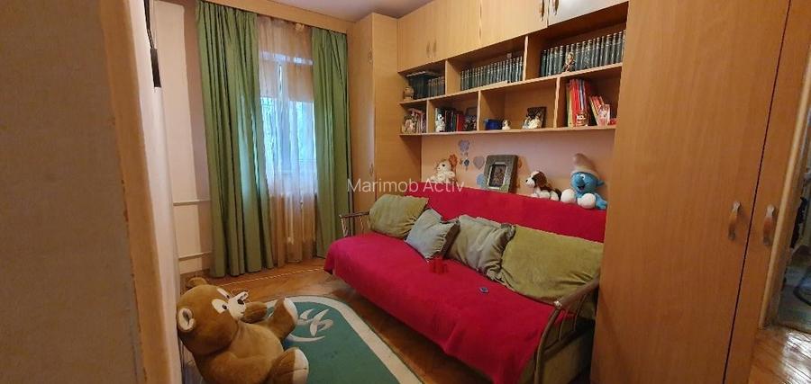 Zona Dacia 3 camere confort unu semidecomandat