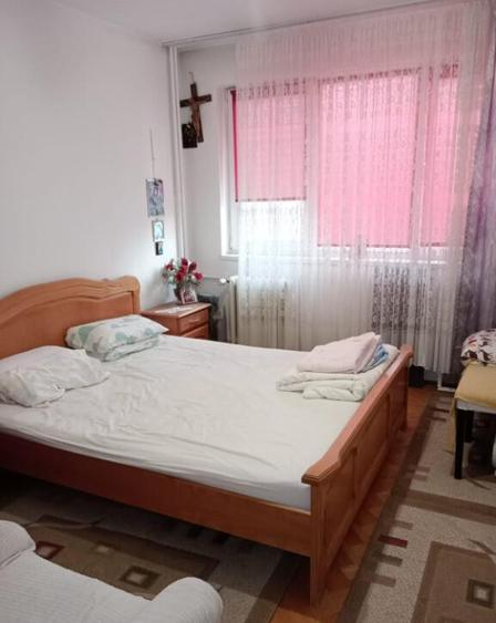 Piata Sudului,Emil Racovita, Ap.2 cam. - 6