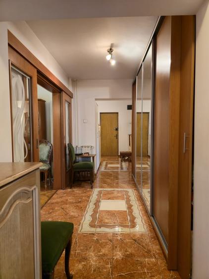 Vanzare Apartament cu 4 Camere Decomandat | 115 MP - Decebal - P-ta Muncii - 9