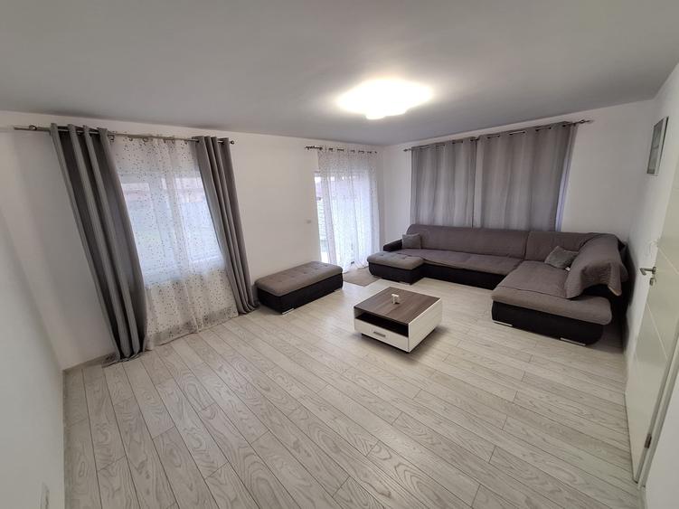 Duplex cu 4 camere cu Teren 362 Mp în Dumbrăvița