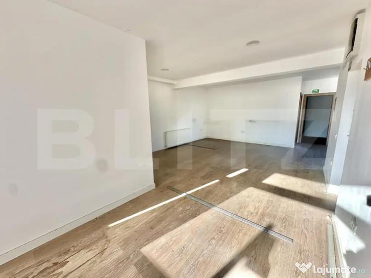 Spatiu de inchiriat, 66 mp, zona Cetate - 8