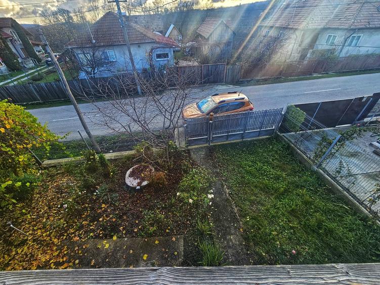 Exclusivitate! Casă cu teren generos în Sat Olteni, Com.Teișani - 45