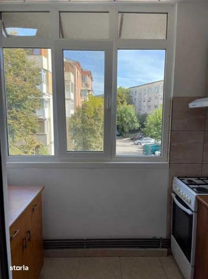 Inchiriez apartament 2 camere Rovine - 5