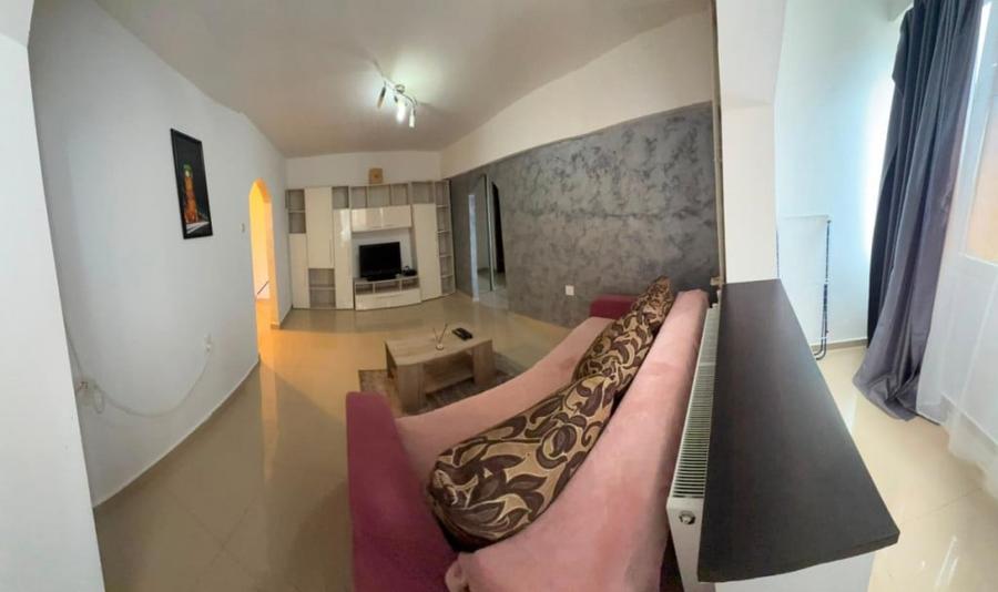Apartament cu 2 camere semidecomandat în Ultracentral