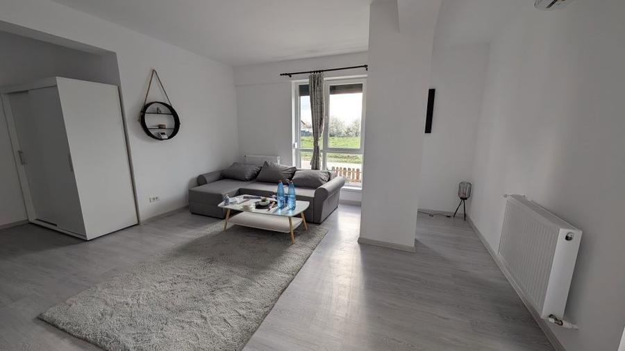 Inchiriez garsoniera in Sector 4 - 8