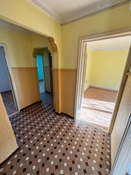 Apartament 3 camere decomandat- zona Inel2 - 1