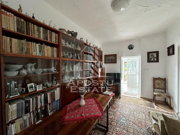 Casa cu anexa si teren 1457 in localitatea Carani - 8