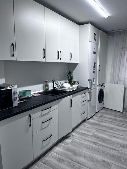 Vand apartament cu 3 camere - 2