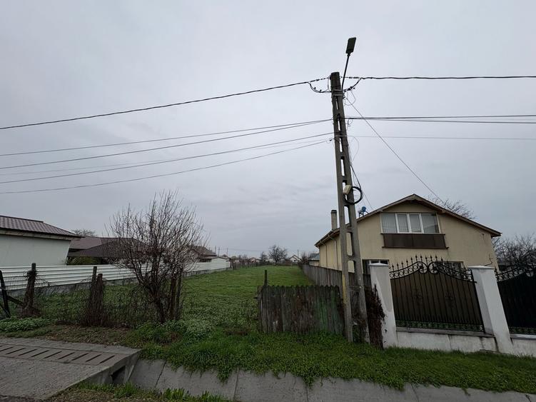 Teren 1652 mp în Golești – toate utilitățile! - 4