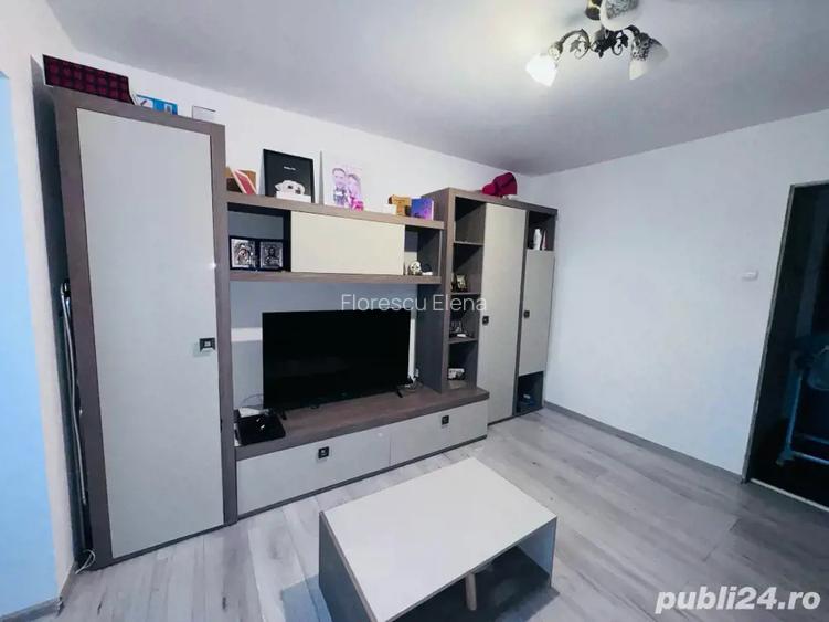 Vand apartament 2 camere