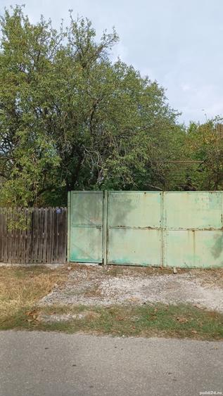 Teren intravilan cu casa - 6