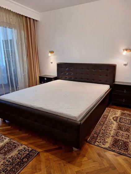 Inchiriere Apartament 4 camere, zona Strand 1 (zona liceul O. Ghibu) - 2