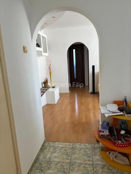 PERSOANA FIZICA,APARTAMENT MIRCEA CEL BATRAN
