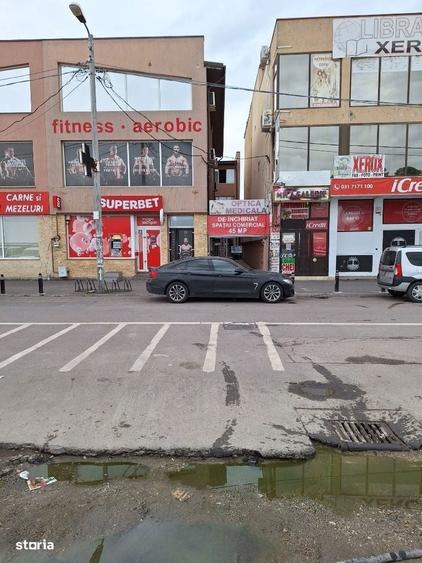 Piata 16 Februarie, spatiu comercial 80 mp. - 2