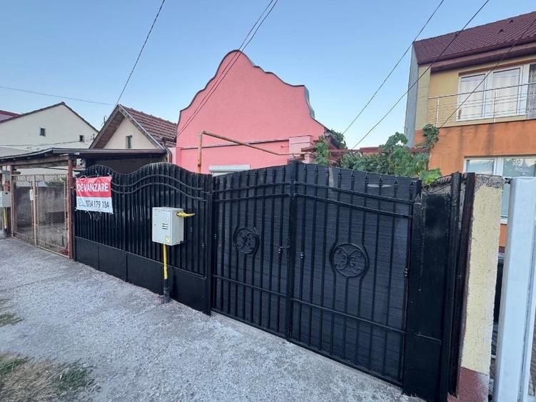 Casă individuală cu 5 camere cu Teren 403 Mp în Șagului