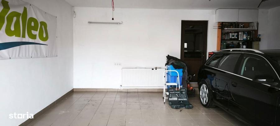 De inchiriat casa cu 6 camere in Cristesti - 1