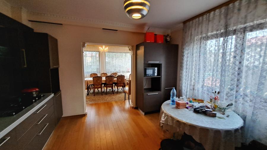 VILA INDIVIDUALA SUPERBA - CU TEREN GENEROS - AMPLASAMENT IDEAL - 34