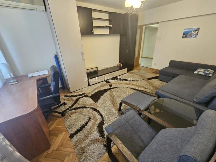 Mosilor intersectie Dacia 91mp+Boxa Liber Dec 2Bai 2Balc Boxa Merita Vazut