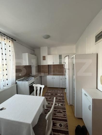 Apartament de vanzare, semidecomandat, cu 2 camere, 50 mp | Piata 1 mai - 1