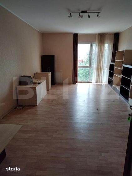 Spațiu comercial, de 660 mp, în Tokai