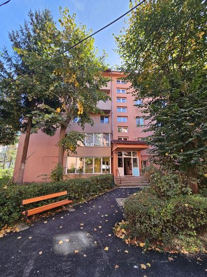 Vand apartament 2 camere Petrosani - 4