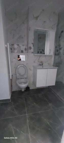 Apartament cu 2 camere, decomandat , B-dul Garii - 5