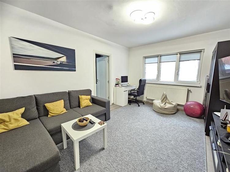 Apartament 2 camere zona Gara CFR etaj 2 - 3