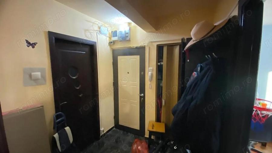 2 camere, decomandat 45 mp - 8 min metrou Eroii Revolu?iei - 1