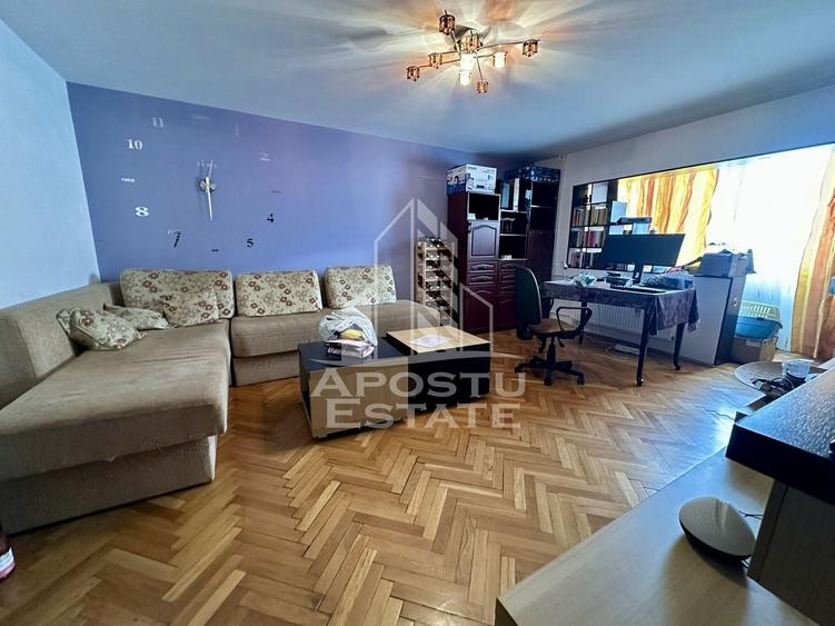 Apartament cu 4 camere de vanzare, etaj 3, zona Steaua, Timisoara - 1