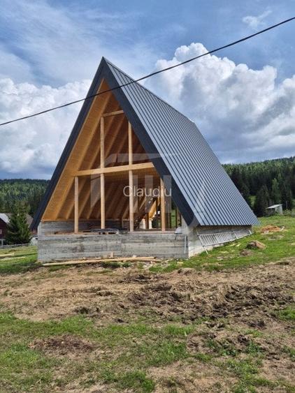 Cabana tip A frame, 4 camere, zona Smida