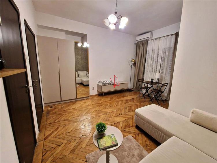 Garsoniera Ultracentrala Universitate Maria Rosetti locuinta sau SALON - 5