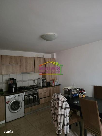 Vila Chitila Gara- 3 apt cu intrari separate -cu centrala - 4