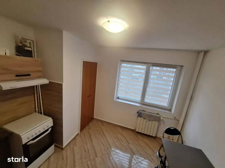 Garsoniera mare decomandata zona parc IOR metrou Nicolae Grigorescu - 2