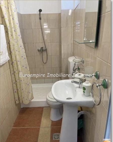 De inchiriat vila cu 7 camere, zona Mamaia Nord - 9