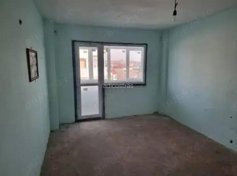 A9 Apartament Miori?ei, 874 mp confort 1 sporit ,spa?ios , 2 holuri ,2 balcoane,,2 bai