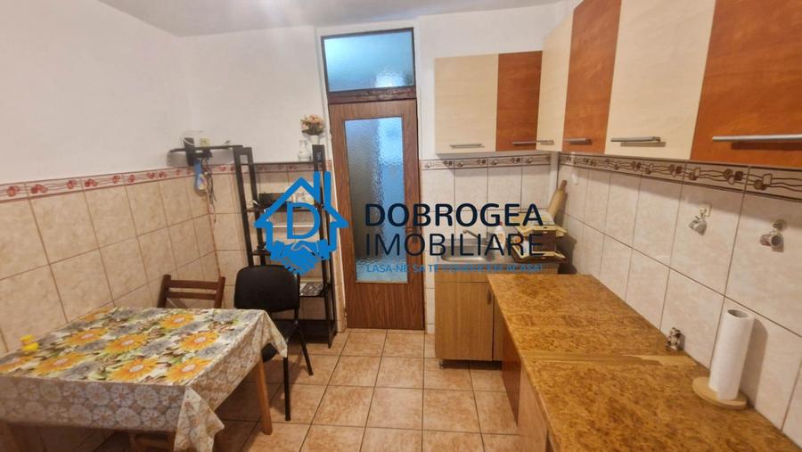 ZONA GAVRILOV - 2 CAMERE DECOMANDAT , CENTRALA GAZ. - 7