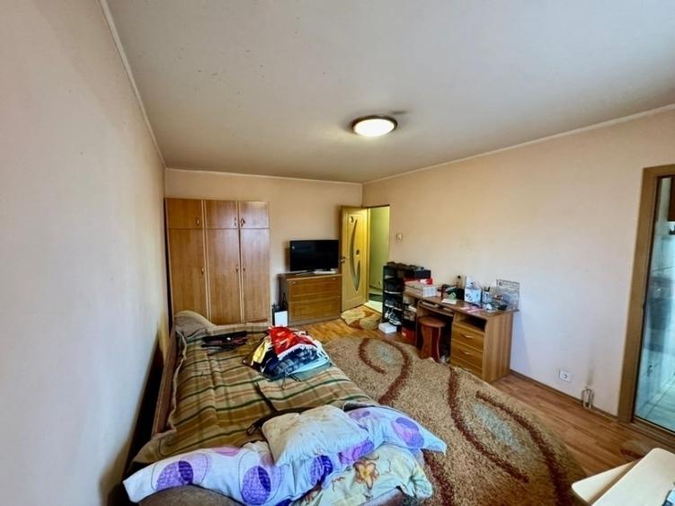 CARREFOUR FELICIA - 1 CAMERA DECOMANDAT - ETAJ INTERMEDIAR - BLOC DIN 1980 - 3