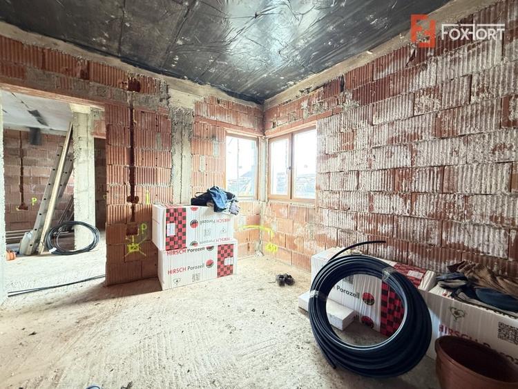 Duplex cu 5 camere de vanzare in localitatea Sacalaz, zona Centrala - 10