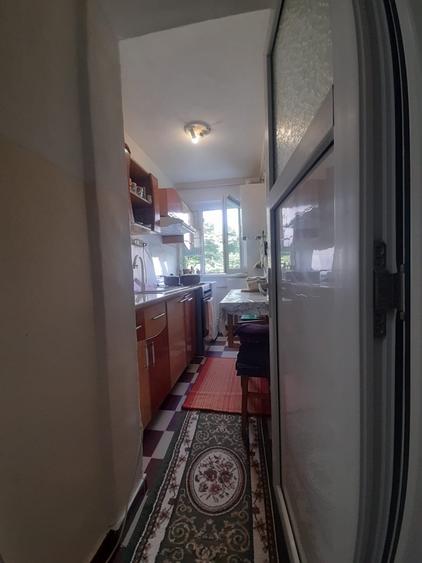 Vanzare apartament cu doua camere si suprafata de 40.5 mp in zona Km 4-5 Doraly - 8