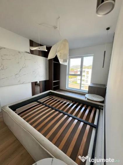 Apartament de vanzare, 49 mp, zona Independentei - 8