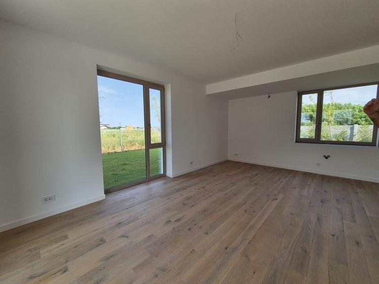 Vila de inchiriat Corbeanca - 2