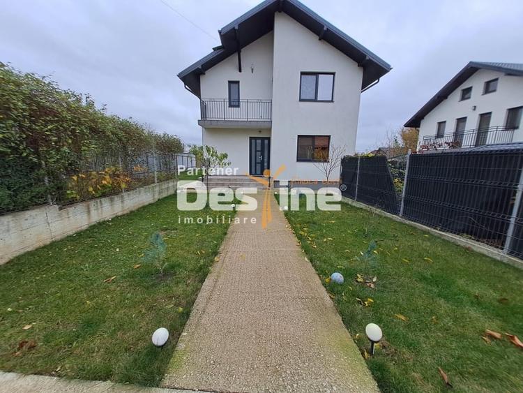 Miroslava CENTRU , Casa individuala, P+1+POD - 1