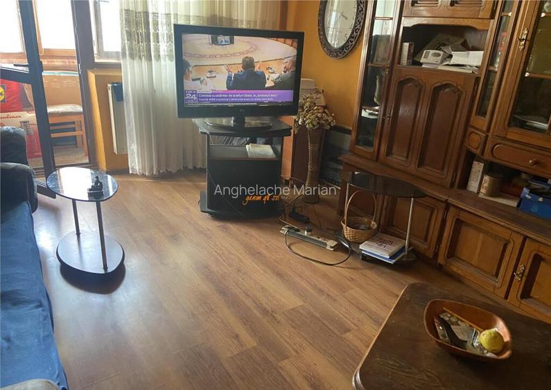 Apartament 4 camere , zona ultacentrala - Primaria Focsani , Apartament 4 camere , zona ultacentrala - Primaria Focsani ,